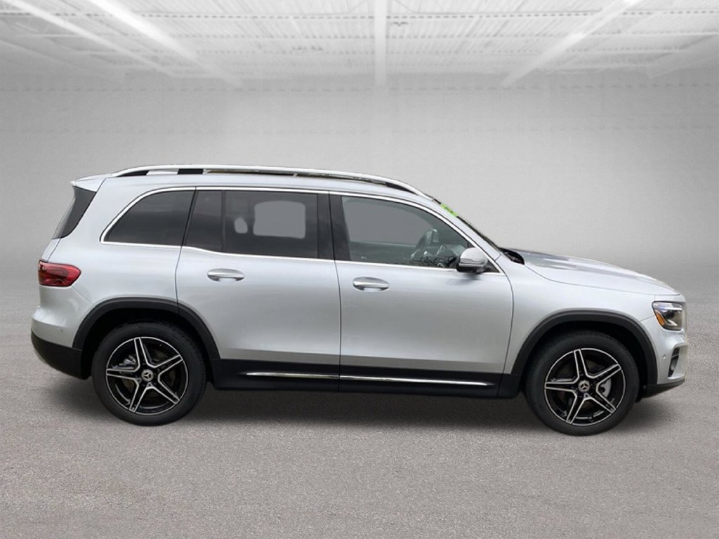 Used 2026 Mercedes-Benz GLB 250 4MATIC image 6