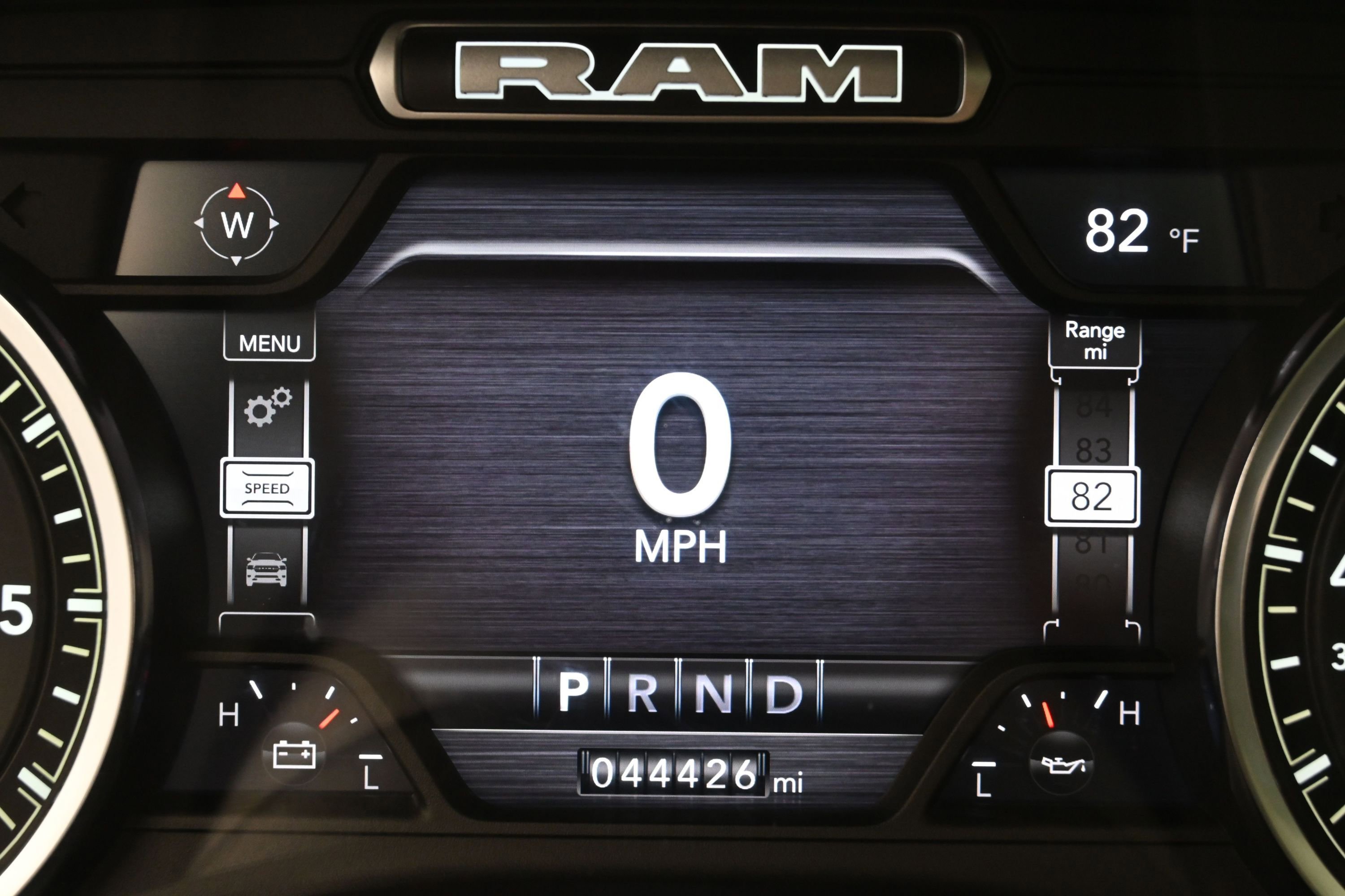 Used 2023 RAM 1500 Laramie AWD/4WD image 16