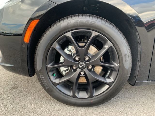 New 2026 Chrysler Pacifica Limited w/ S Appearance Package image 9