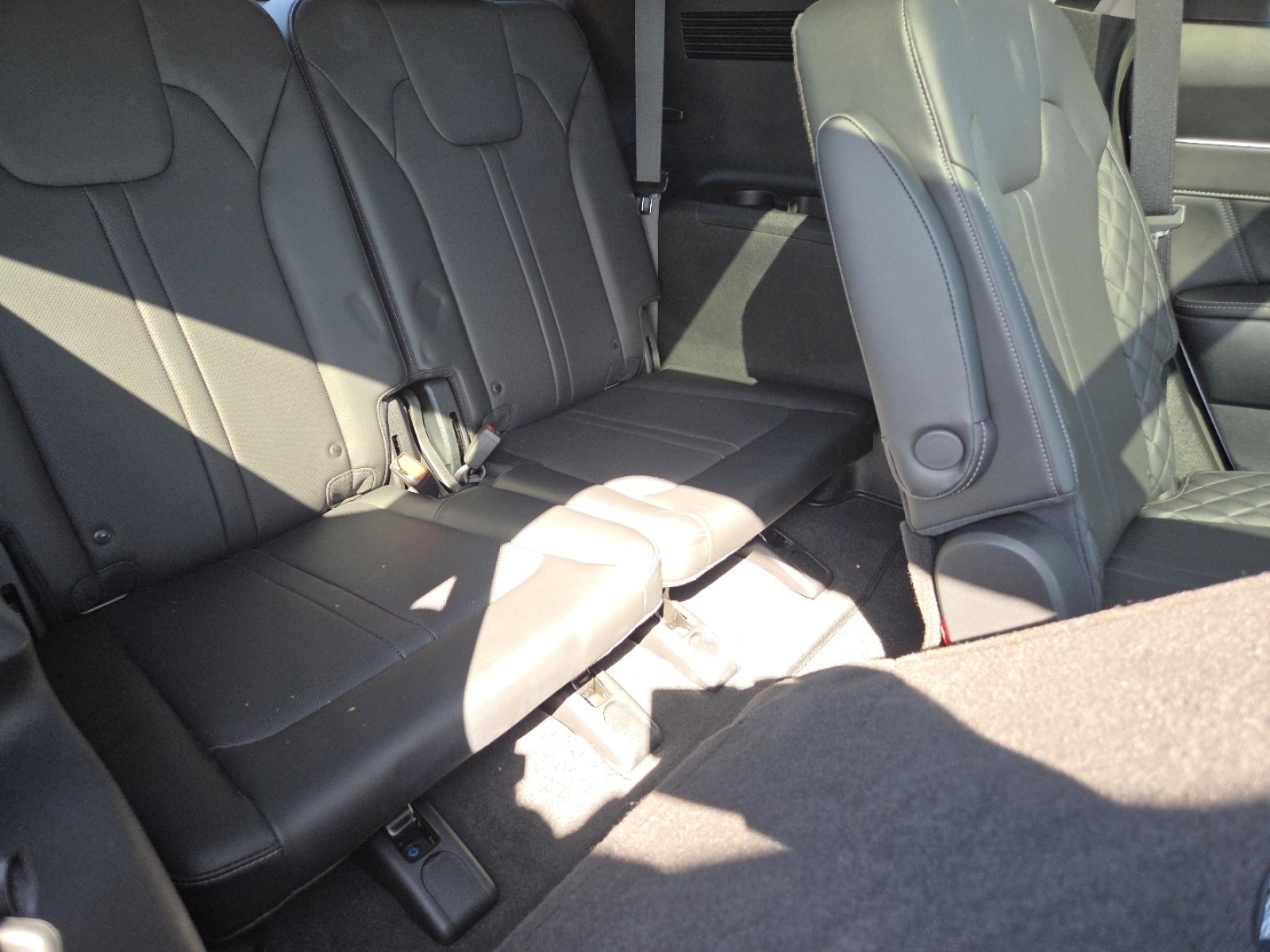 Used 2023 Kia Sorento SX Prestige AWD/4WD image 30