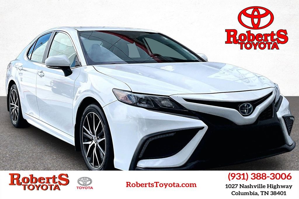 Certified 2024 Toyota Camry SE FWD image 1