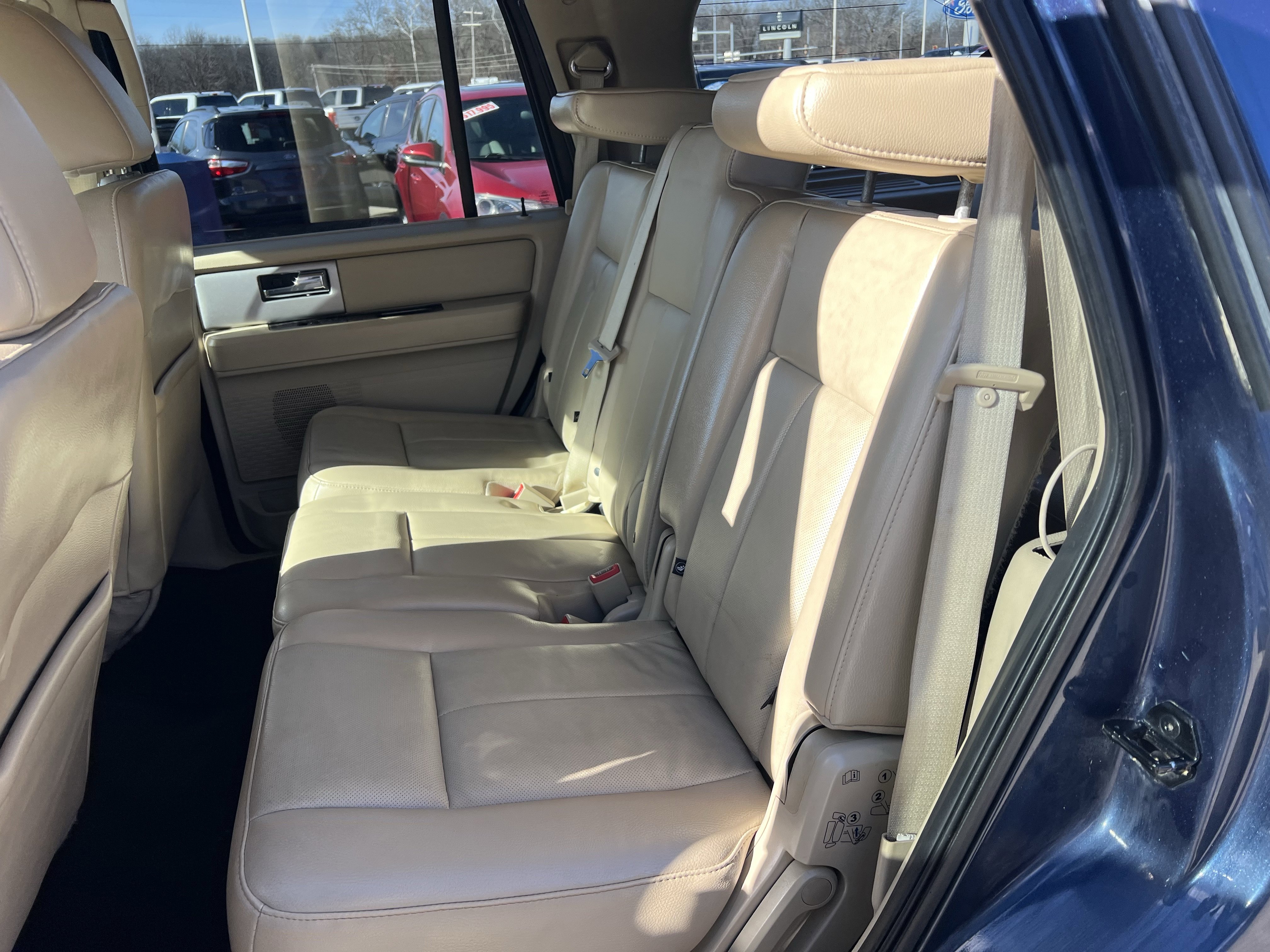 Used 2015 Ford Expedition Limited w/ Equipment Group 301A image 19