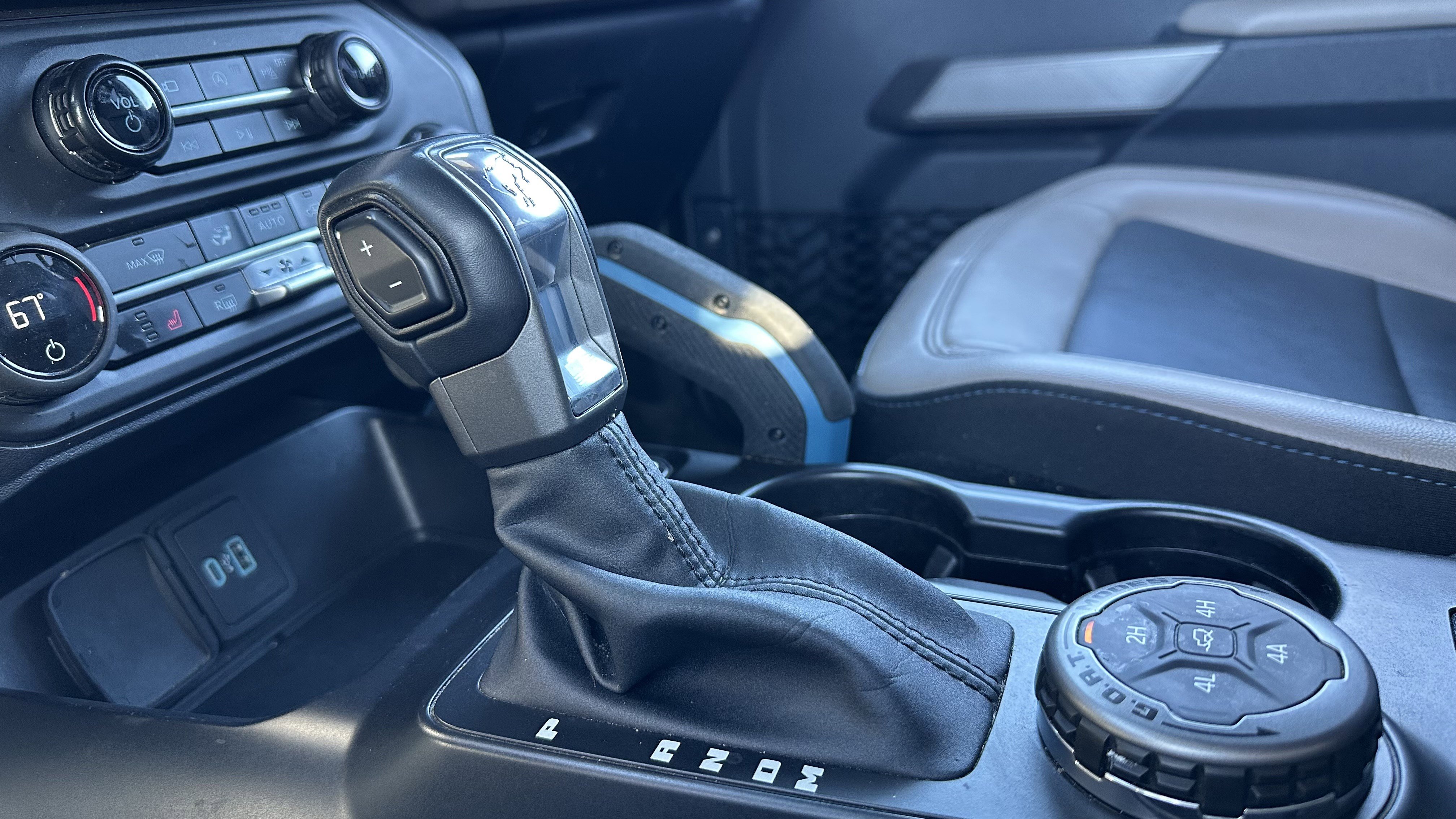 Used 2023 Ford Bronco Wildtrak image 29