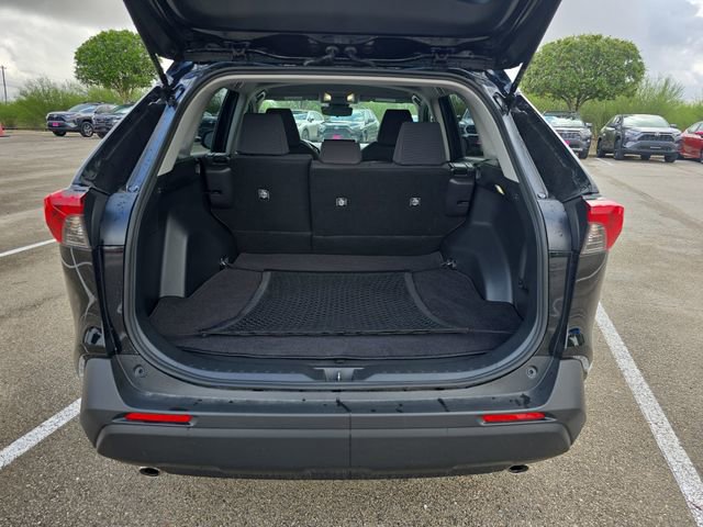 Used 2025 Toyota RAV4 LE image 13