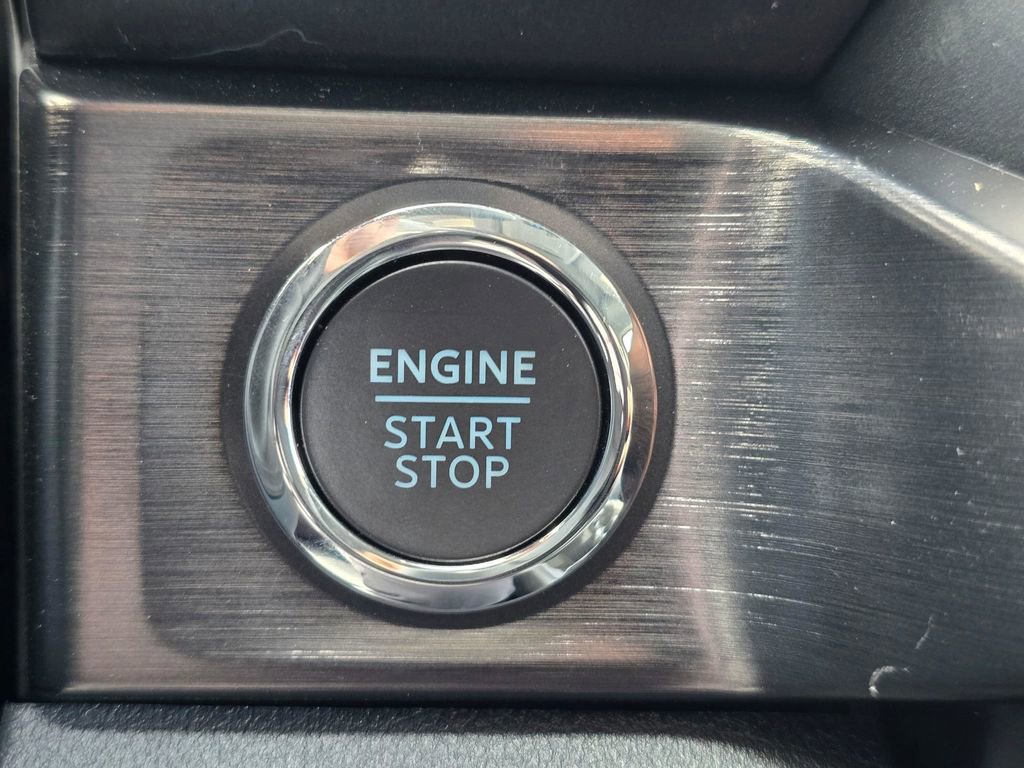 New 2026 Ford F350 Lariat AWD/4WD image 23