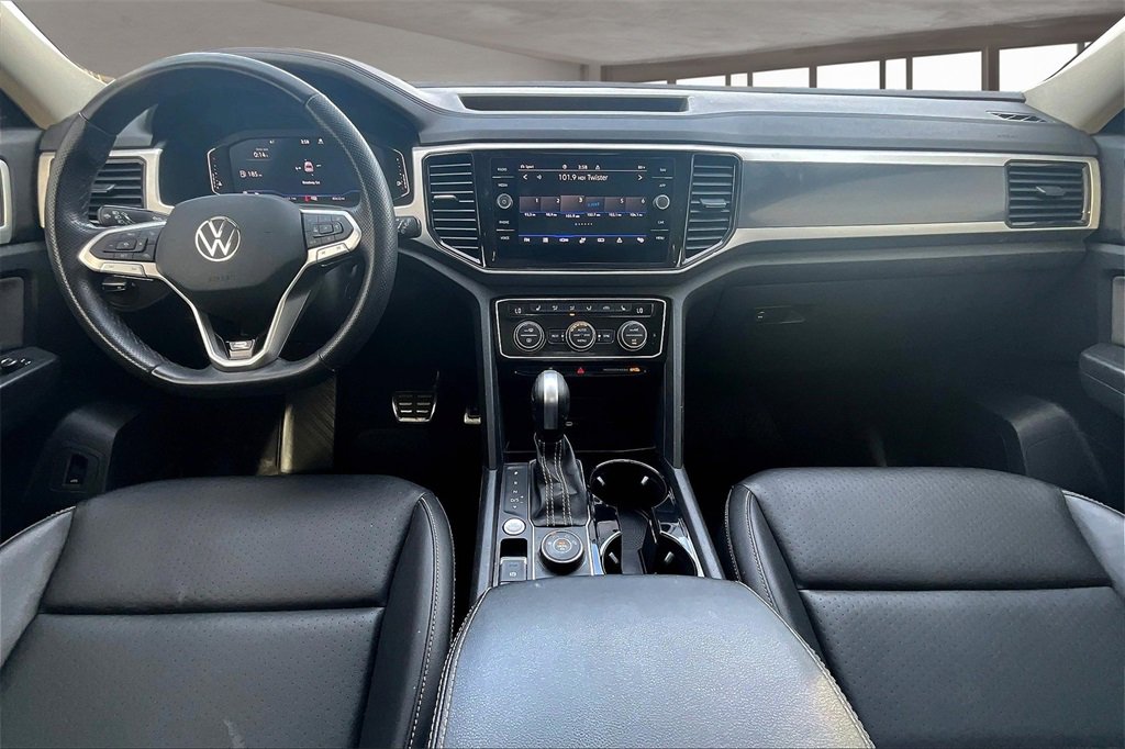 Used 2023 Volkswagen Atlas SEL R-Line image 15