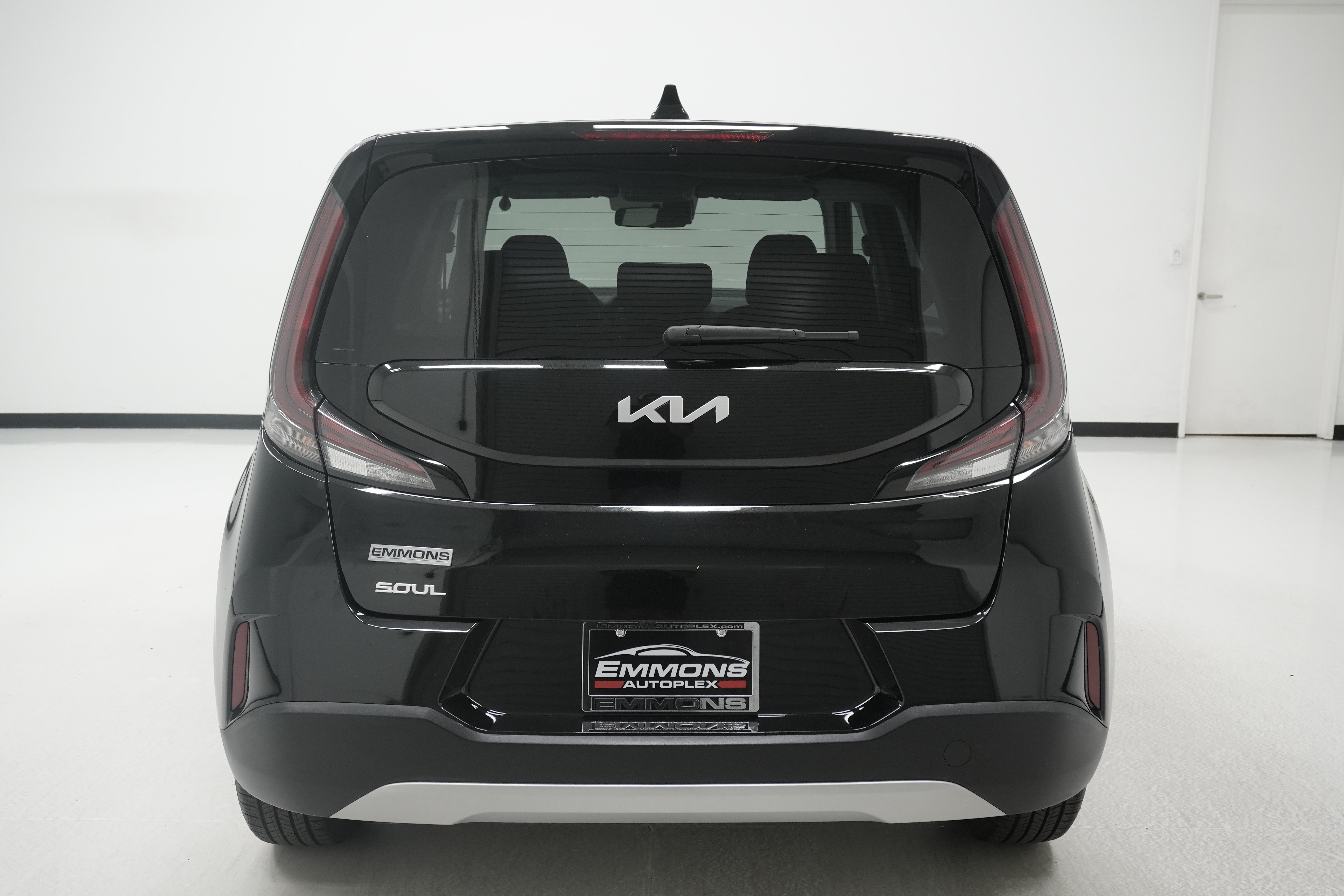 Used 2025 Kia Soul S FWD image 5