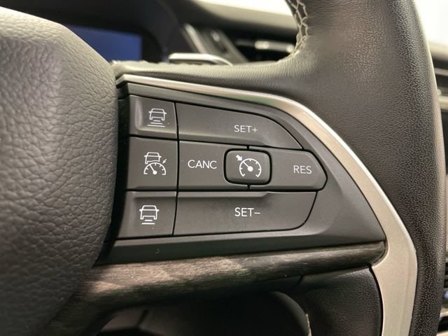 Used 2022 Jeep Grand Cherokee Limited AWD/4WD image 17
