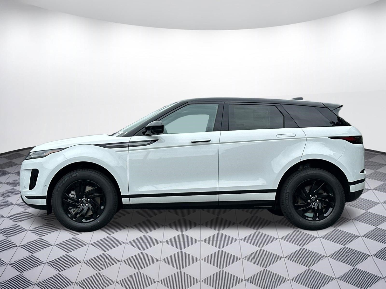 New 2026 Land Rover Range Rover Evoque S AWD/4WD image 2