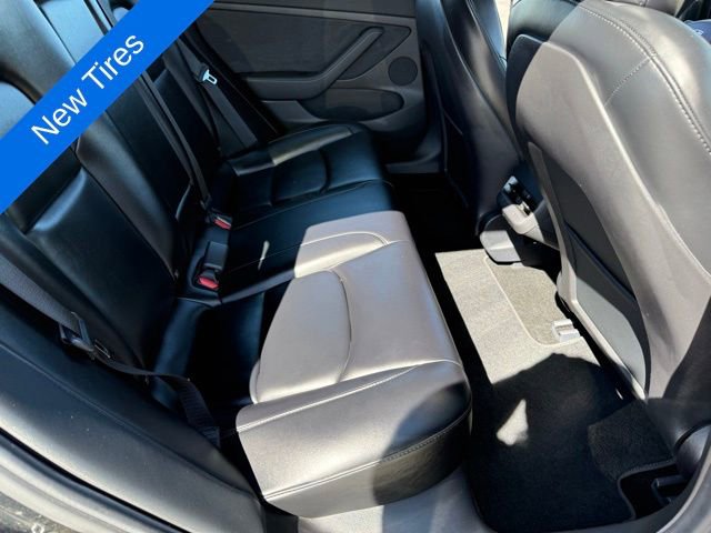 Used 2022 Tesla Model 3 Long Range image 33