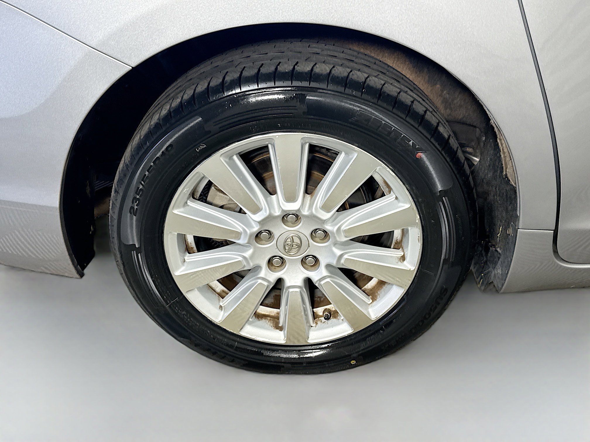 Used 2017 Toyota Sienna Limited Premium image 31