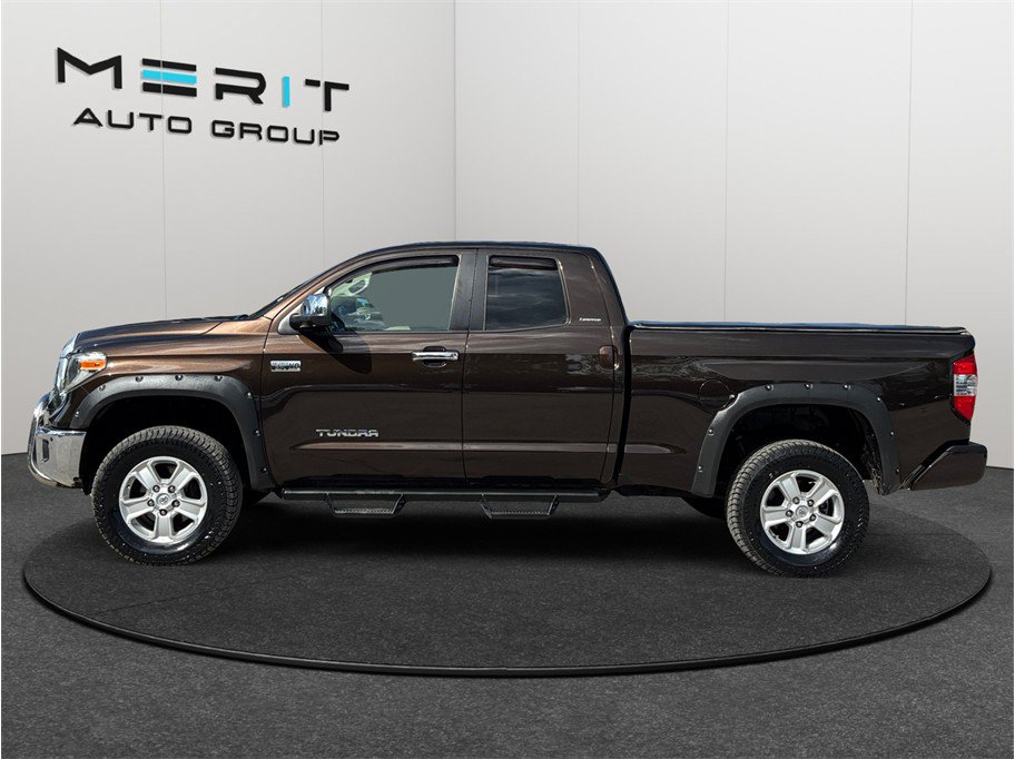Used 2019 Toyota Tundra Limited w/ Limited Premium Package AWD/4WD image 5