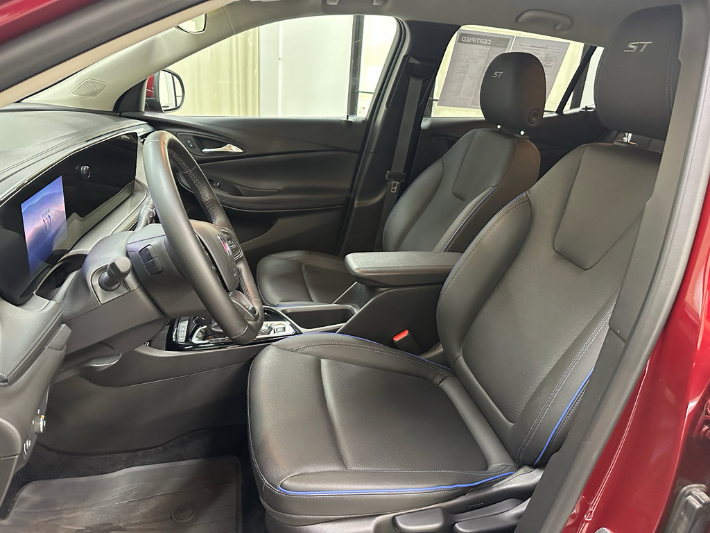 Certified 2025 Buick Encore GX Sport Touring w/ Advanced Technology Package AWD/4WD image 26