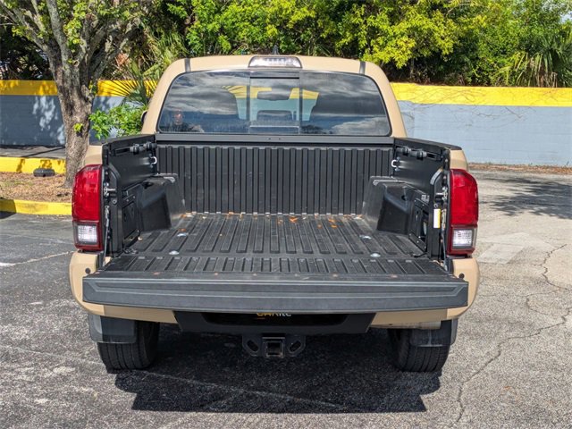 Used 2018 Toyota Tacoma TRD Sport image 23