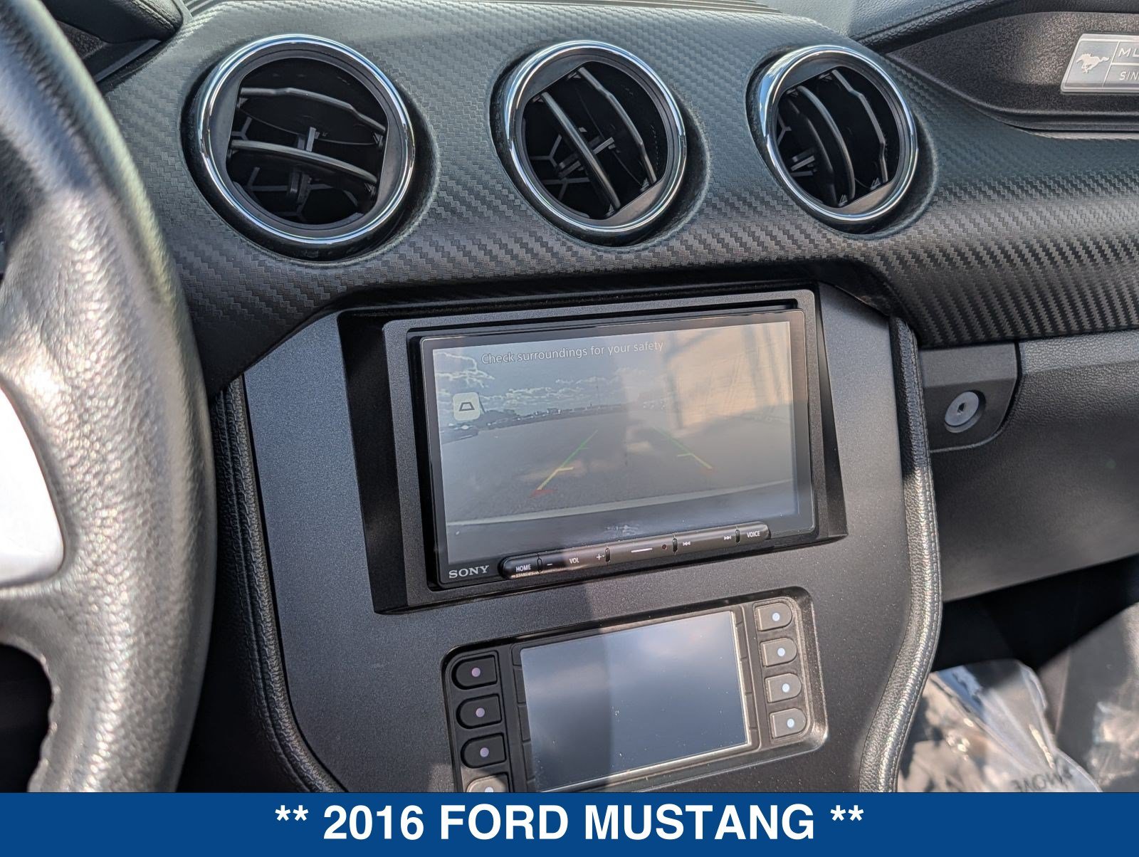 Used 2016 Ford Mustang Convertible w/ Equipment Group 051A RWD image 26