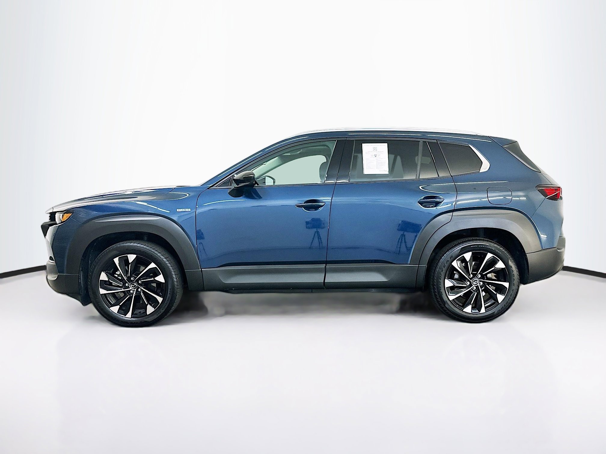 Used 2025 MAZDA CX-50 2.5 Hybrid w/ Premium Plus Pkg image 4