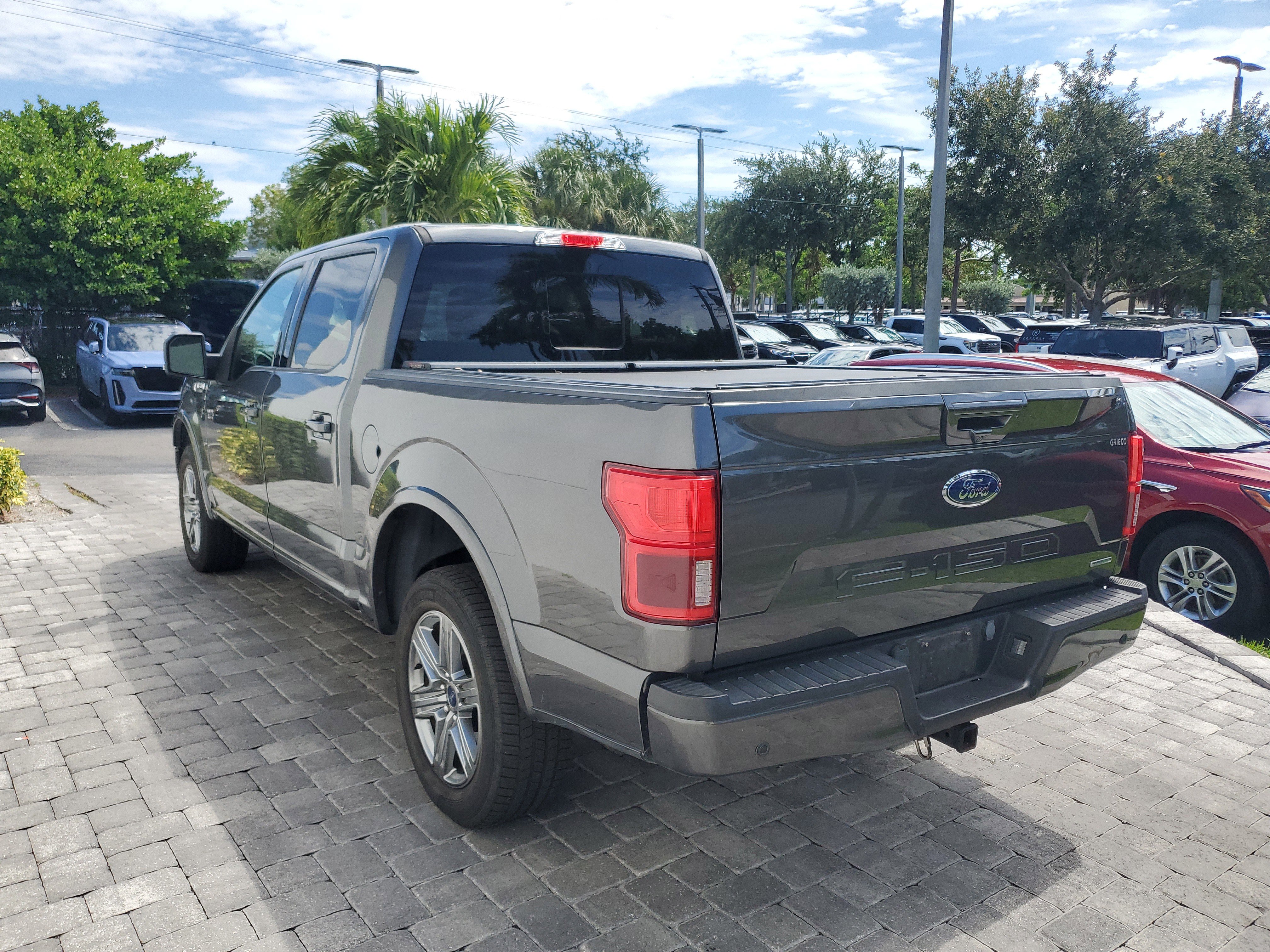 Used 2019 Ford F150 Lariat w/ Equipment Group 502A Luxury AWD/4WD image 4