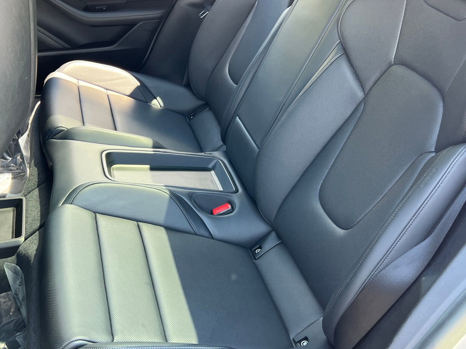 Certified 2022 Porsche Taycan GTS image 17