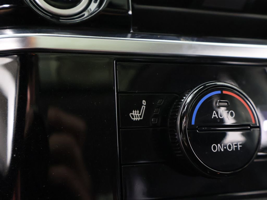 Used 2023 Nissan Pathfinder SL w/ SL Premium Package image 57