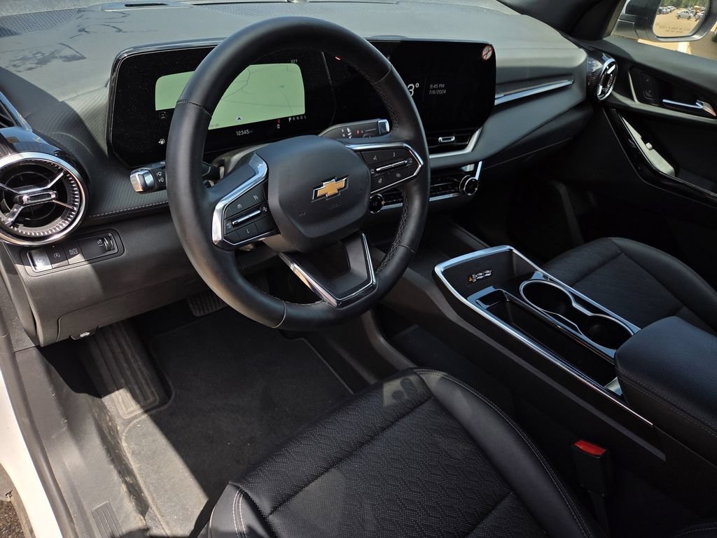 Used 2025 Chevrolet Equinox LT w/ Convenience Package II FWD image 15