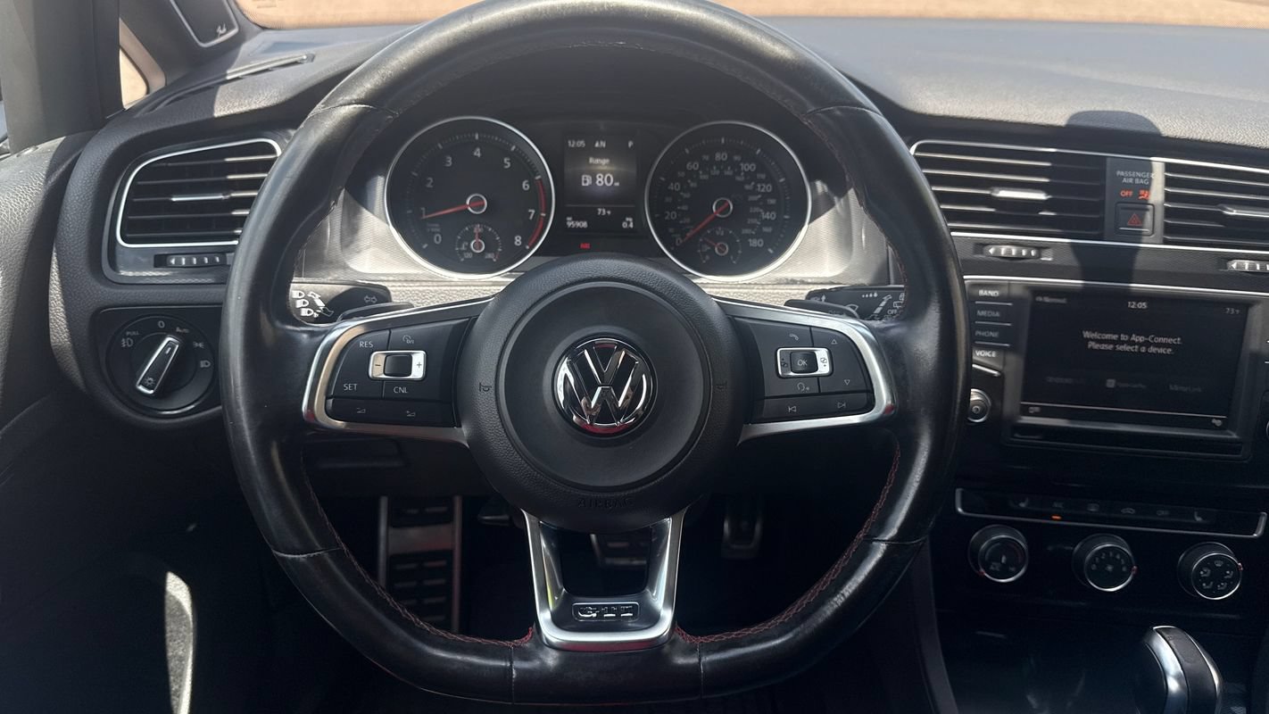 Used 2016 Volkswagen GTI SE FWD image 22