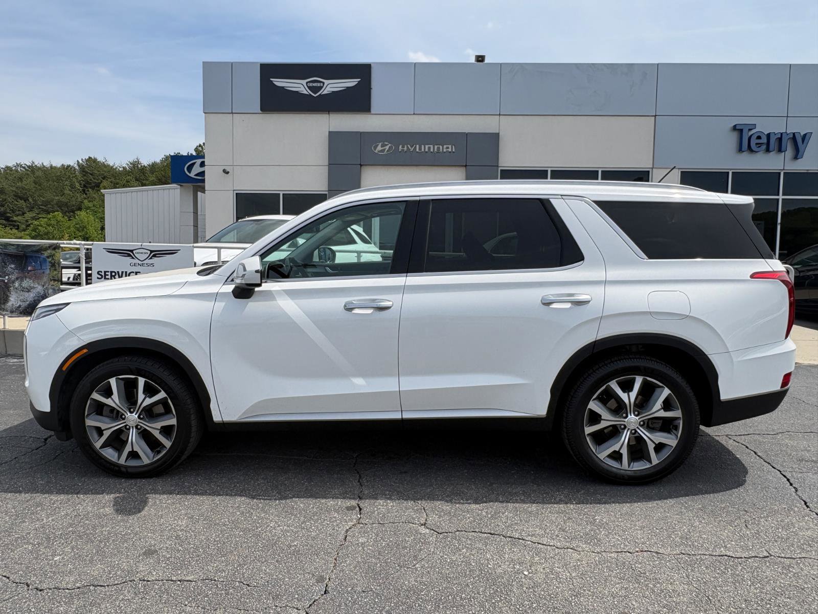 Used 2022 Hyundai Palisade SEL w/ Convenience Package FWD image 4