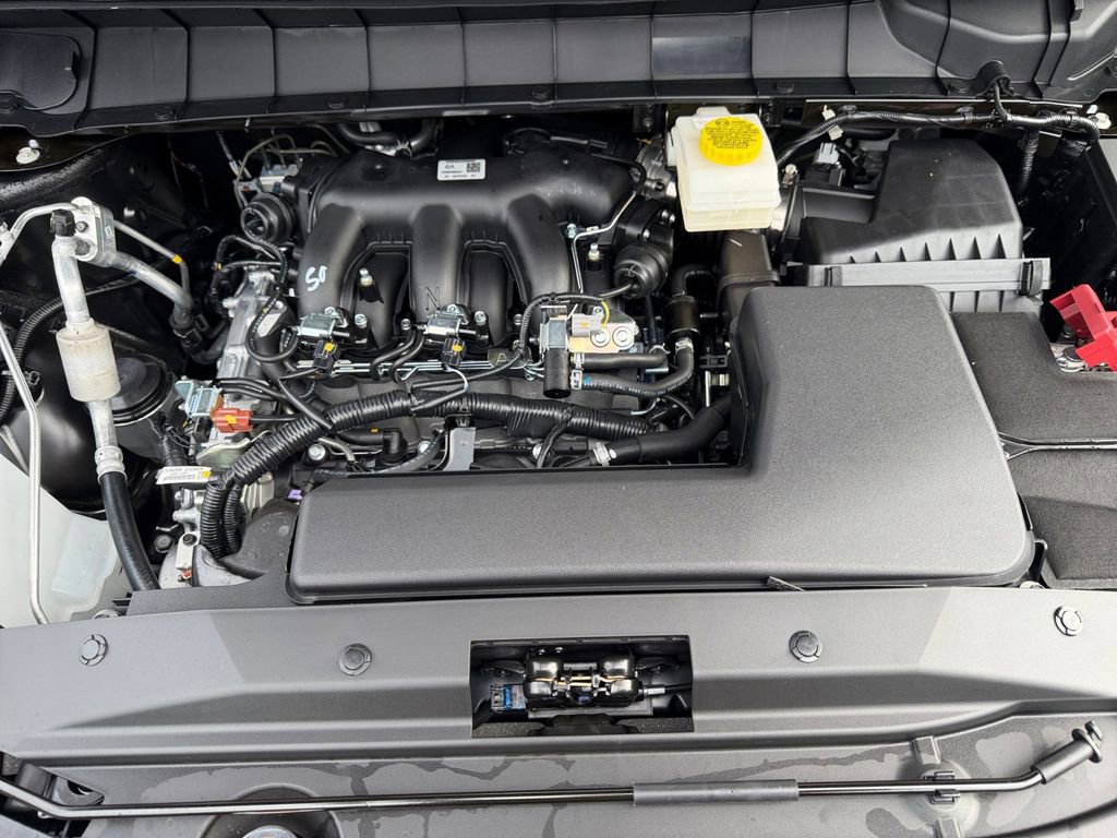 New 2025 Nissan Pathfinder SV image 31