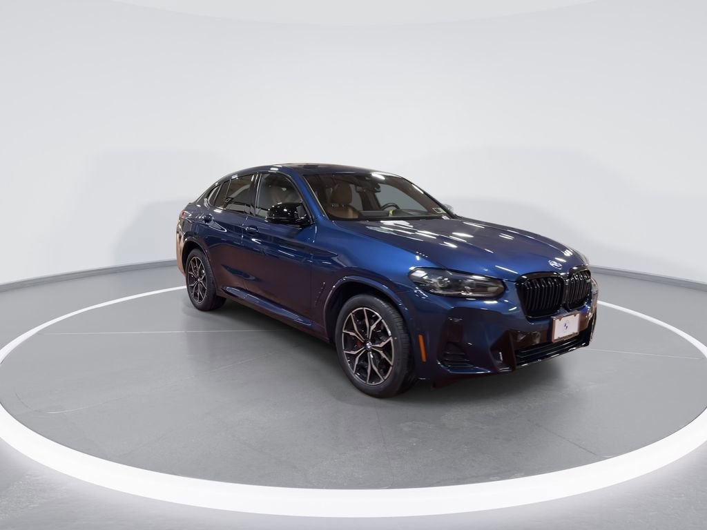 Certified 2024 BMW X4 M40i w/ Premium Package image 2