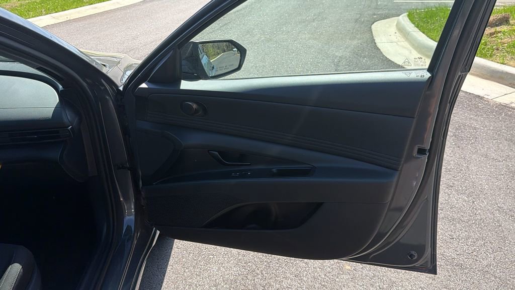 New 2026 Hyundai Elantra Sport image 14