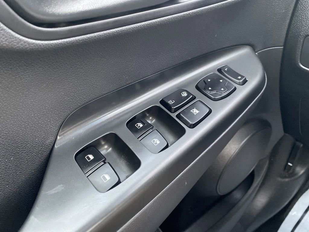 Certified 2023 Hyundai Kona SEL image 21