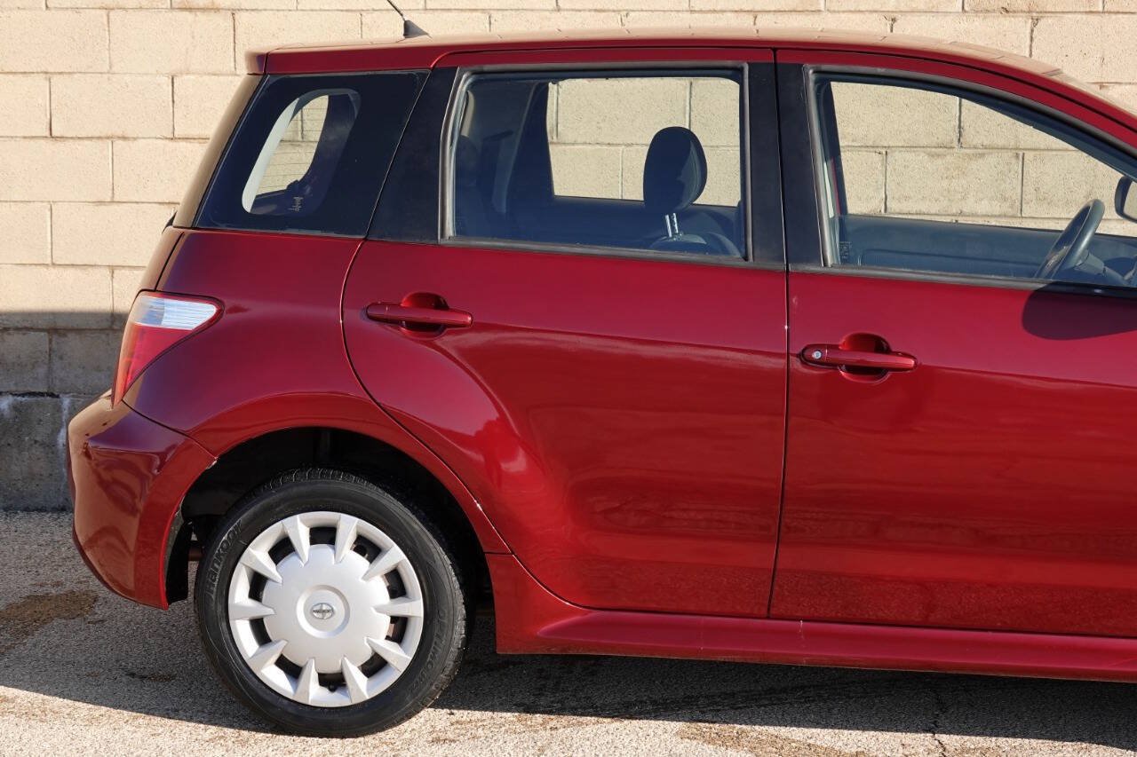 Used 2006 Scion xA FWD image 28