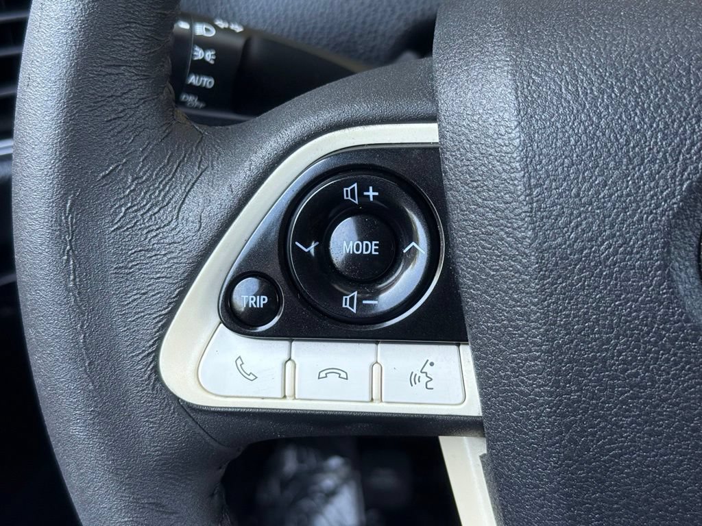 Used 2017 Toyota Prius Four FWD image 23