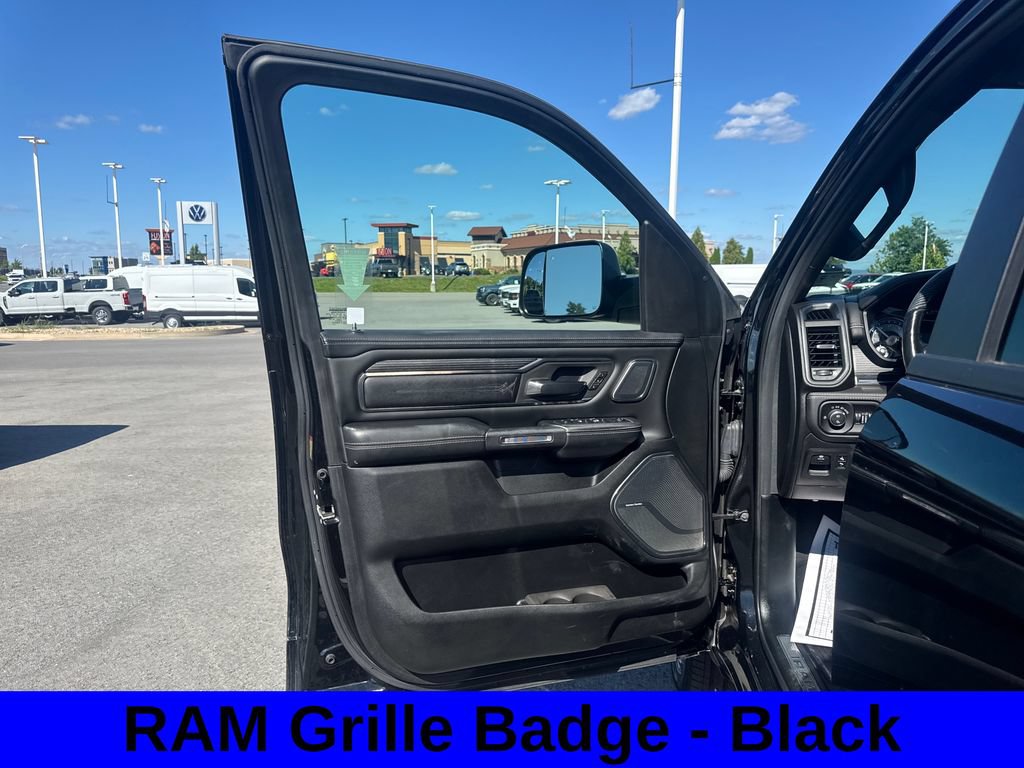 Used 2020 RAM 1500 Limited w/ Black Appearance Package AWD/4WD image 25