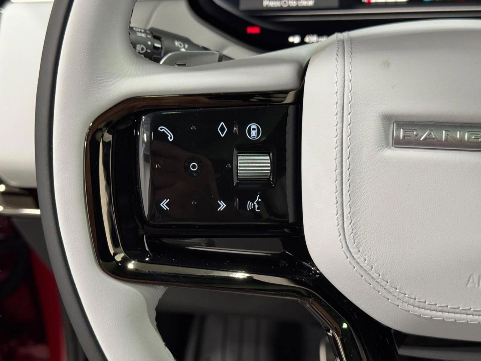 New 2026 Land Rover Range Rover Sport Dynamic SE image 30