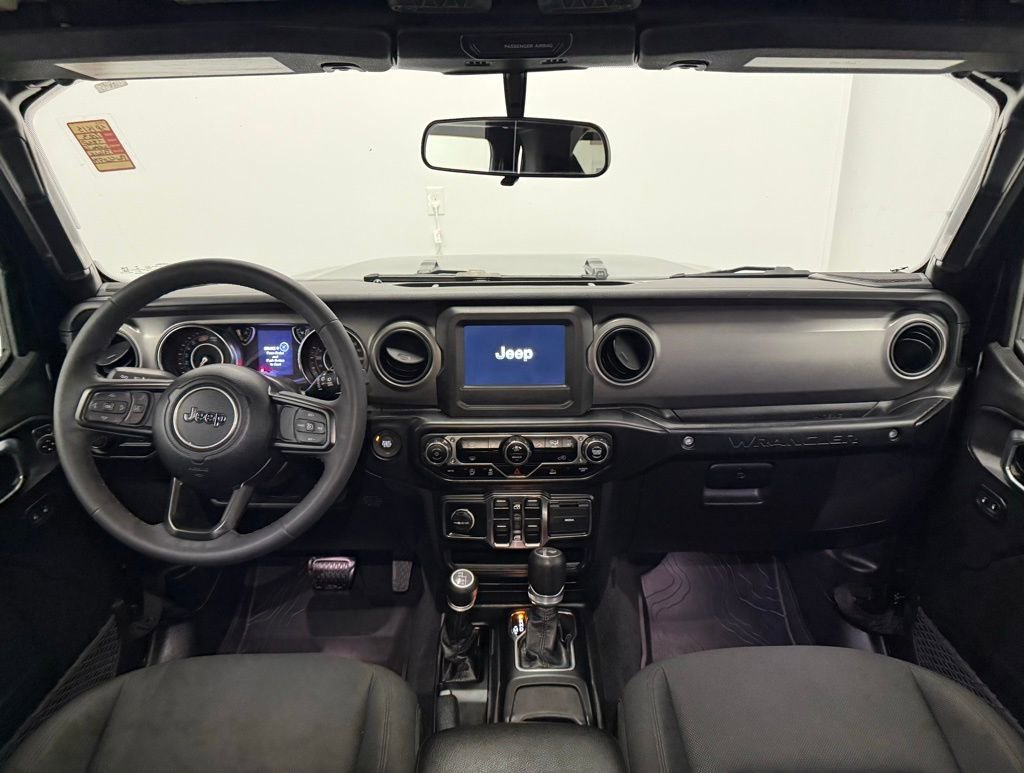 Used 2023 Jeep Wrangler Willys image 23
