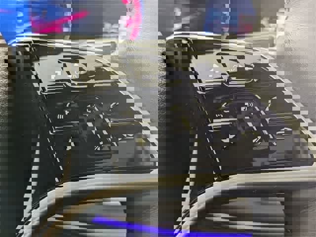 Certified 2025 Mercedes-Benz GLE 450 4MATIC image 29