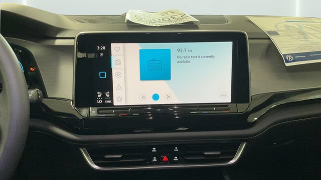 New 2026 Volkswagen Atlas Cross Sport SE AWD/4WD image 11