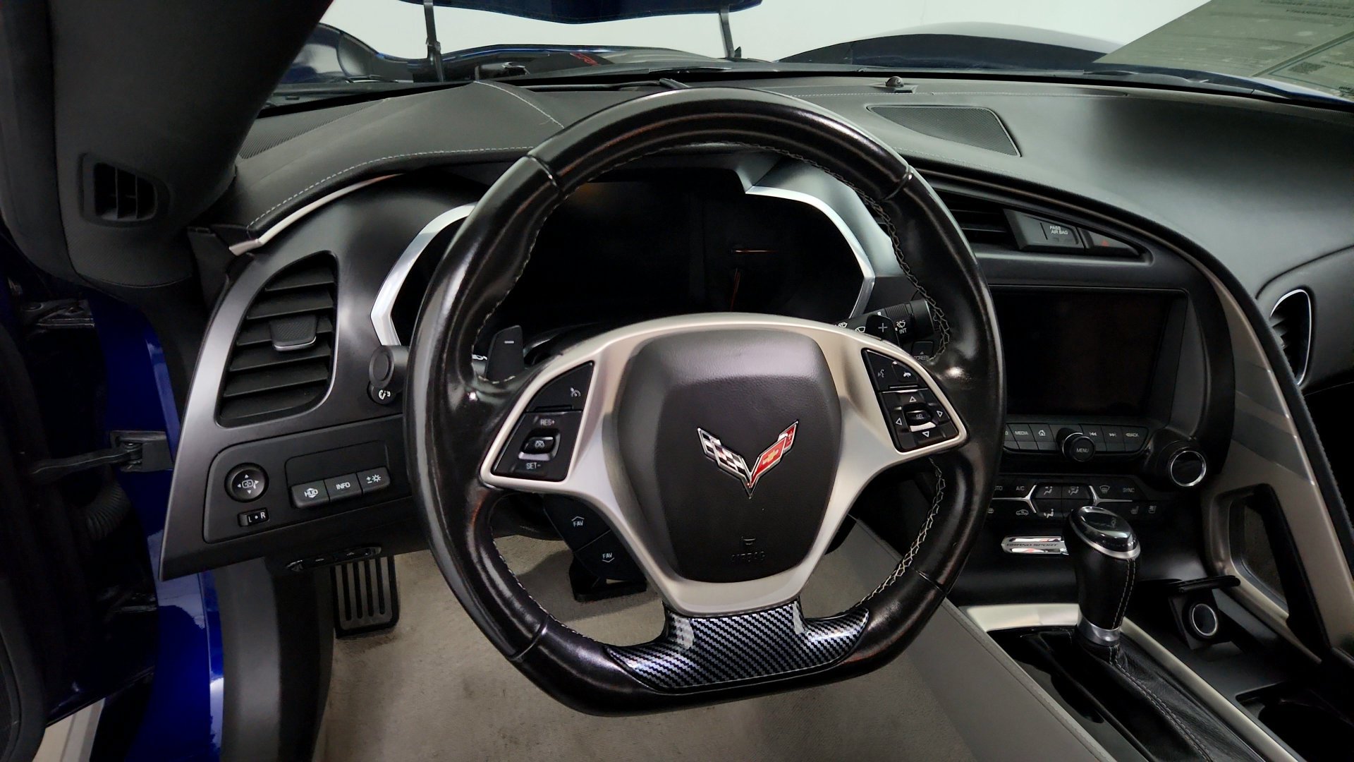 Used 2017 Chevrolet Corvette Grand Sport RWD image 18