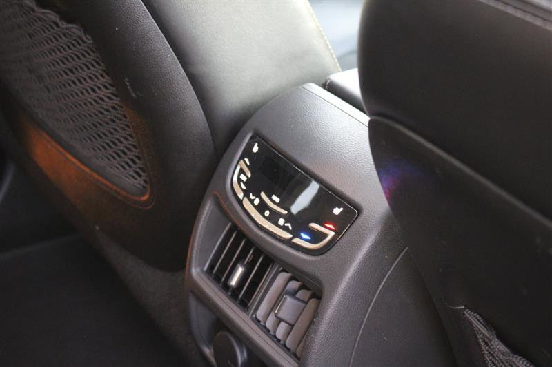 Used 2014 Cadillac SRX Premium image 15