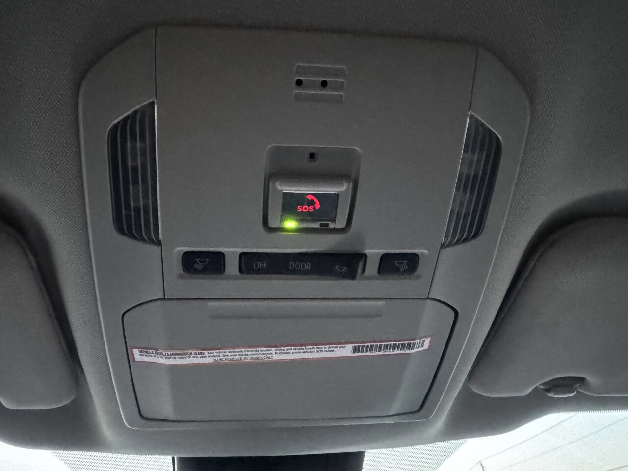 Used 2023 Toyota Highlander L image 42