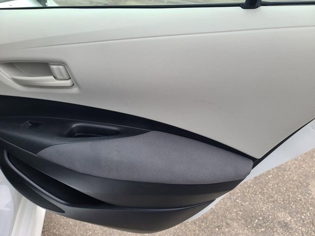 Used 2023 Toyota Corolla LE image 17