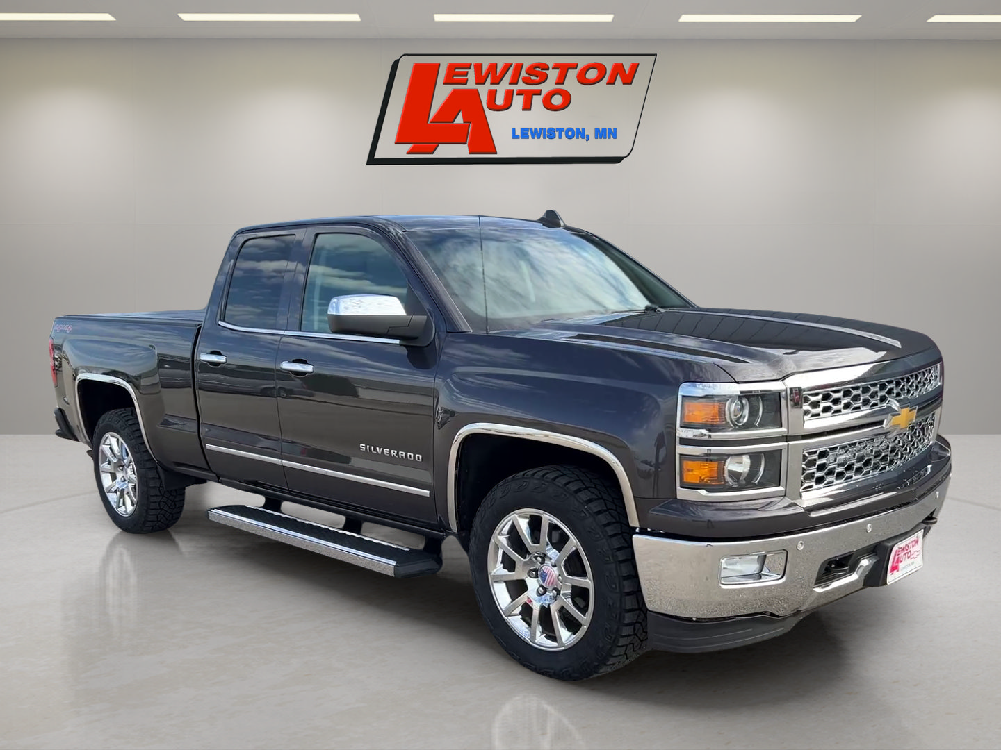 Used 2015 Chevrolet Silverado 1500 LTZ w/ LTZ Plus Package AWD/4WD image 7