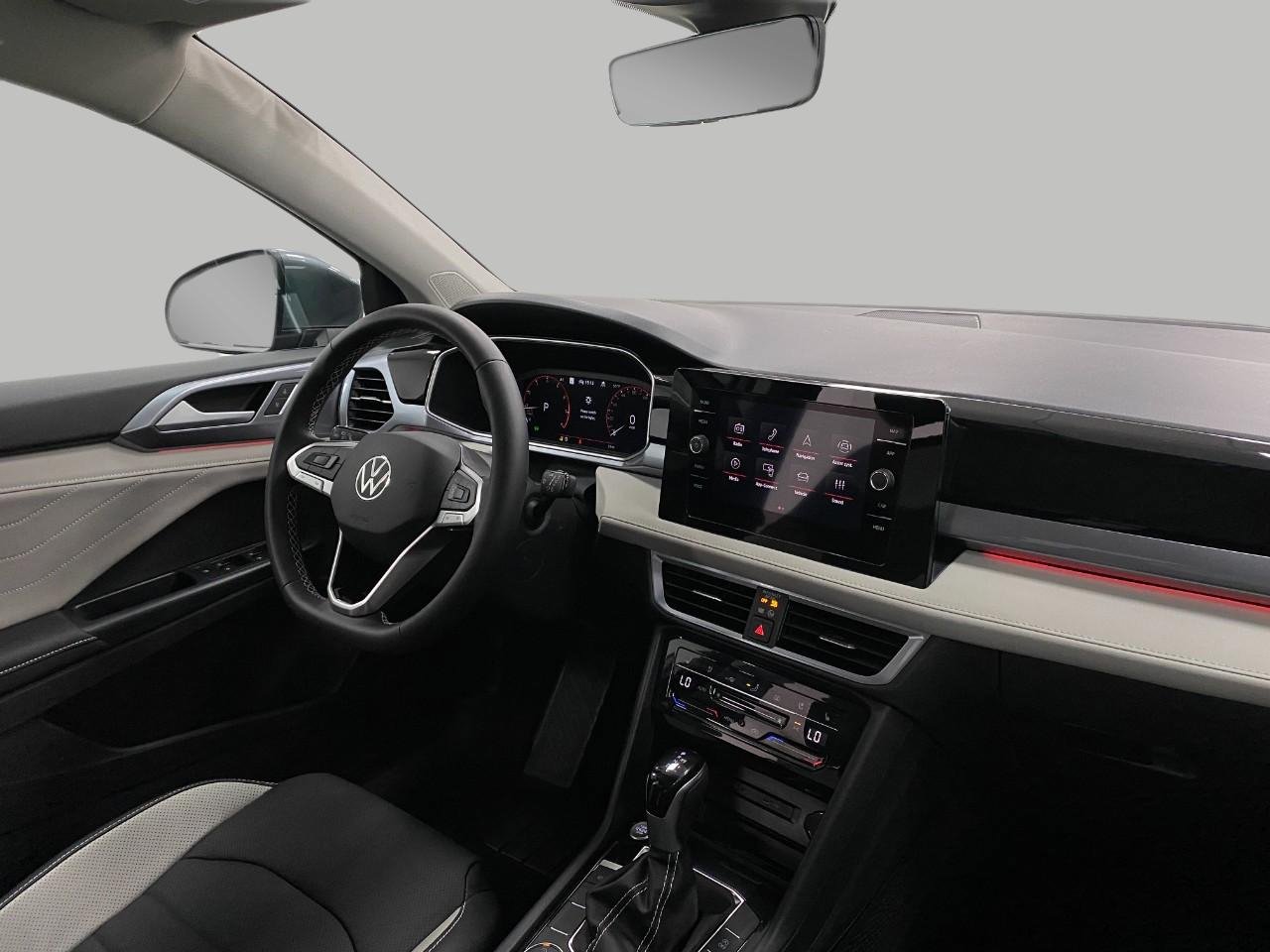 New 2026 Volkswagen Taos SEL AWD/4WD image 17