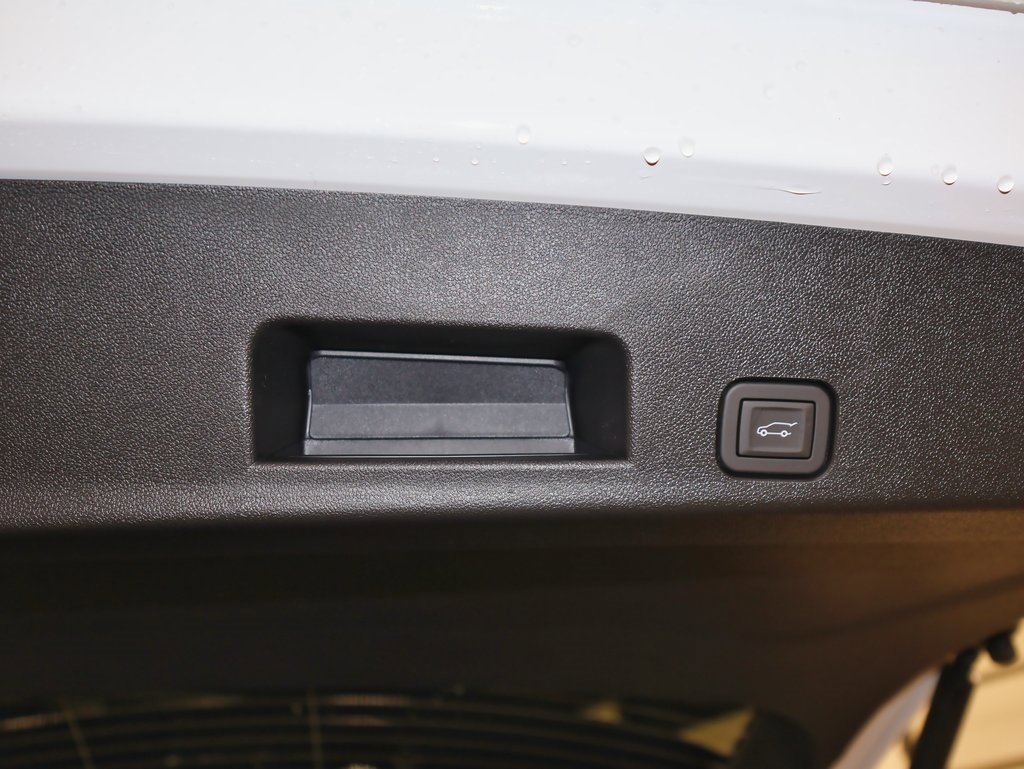 New 2026 GMC Acadia Elevation w/ Black Edition image 6