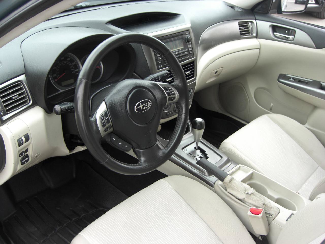 Used 2011 Subaru Impreza Outback Sport AWD/4WD image 6