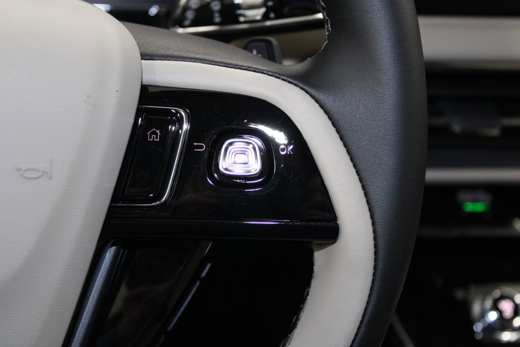 New 2026 Lincoln Corsair Premiere image 37