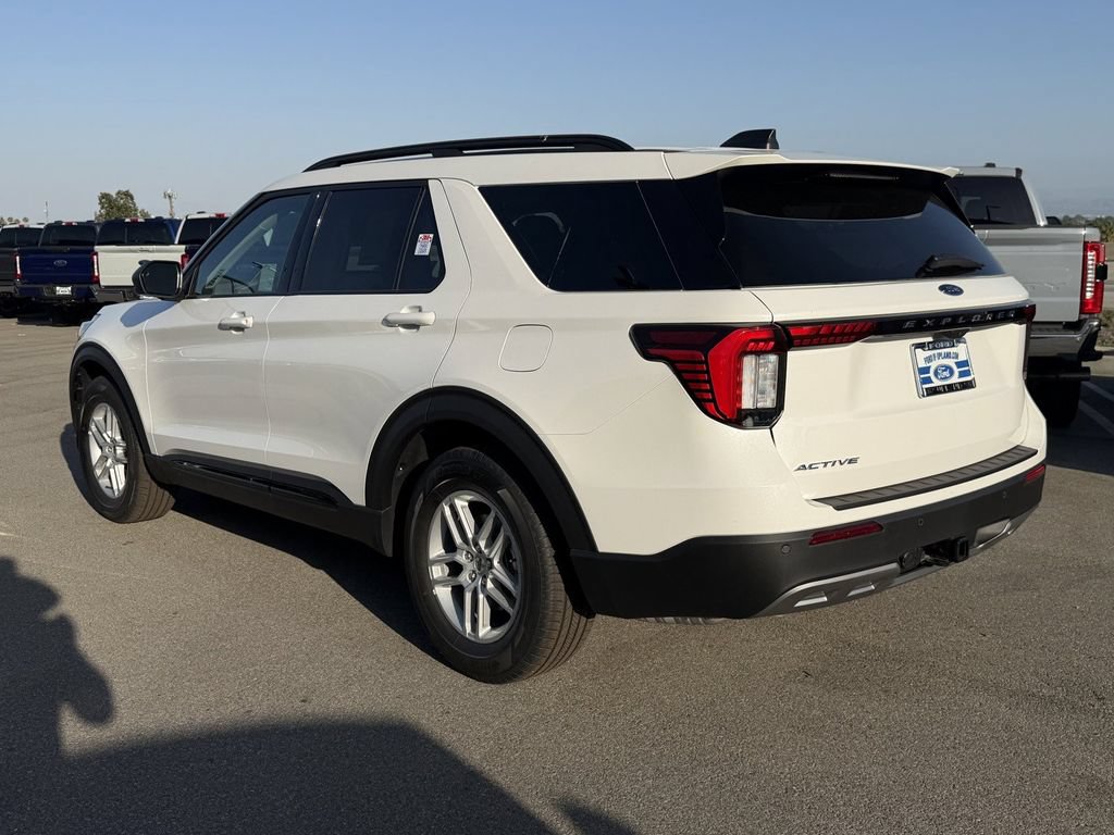 New 2026 Ford Explorer Active w/ Active Comfort Package RWD image 5