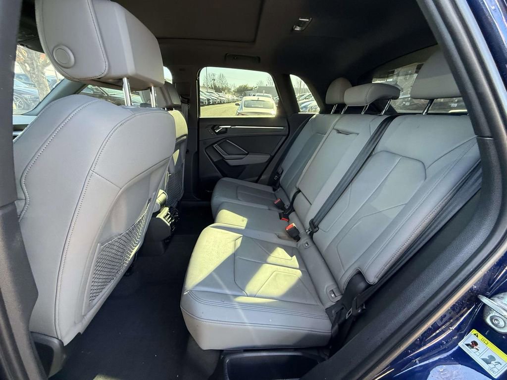 Used 2021 Audi Q3 2.0T Premium Plus w/ Premium Plus Package AWD/4WD image 13