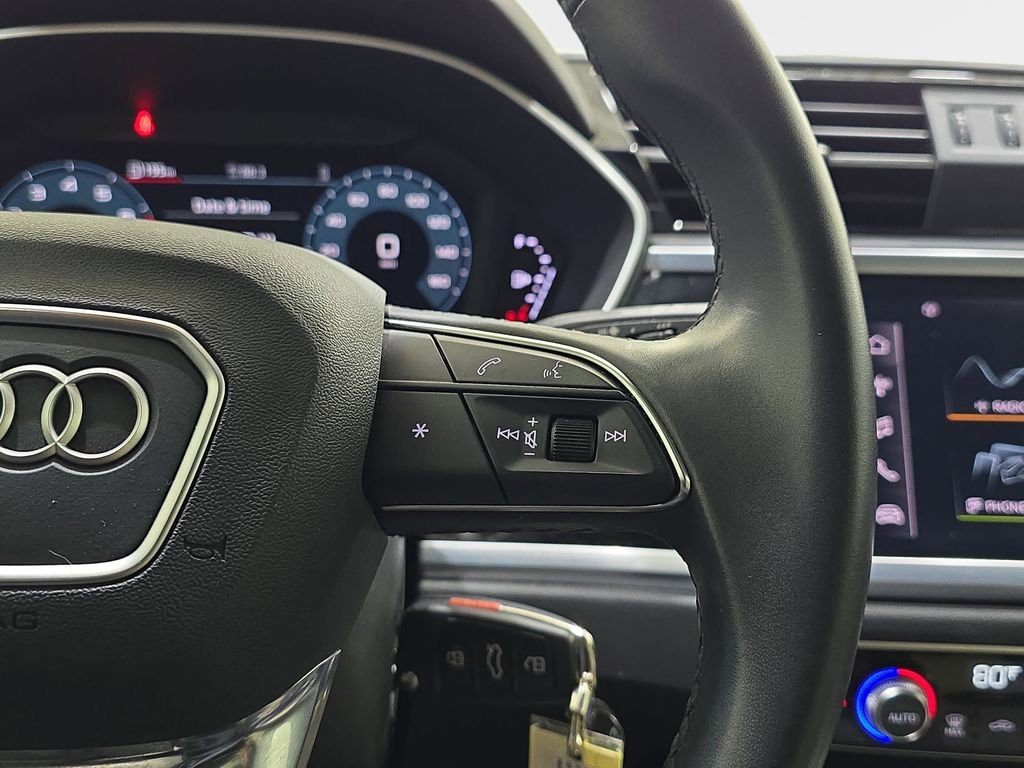 Used 2022 Audi Q3 2.0T Premium image 19