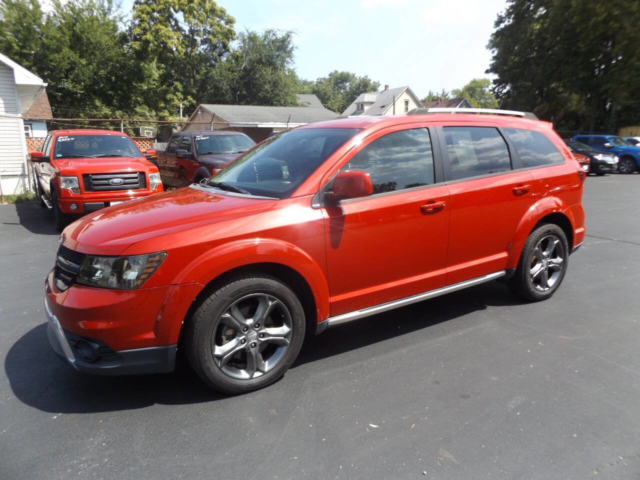 Used 2016 Dodge Journey Crossroad image 1
